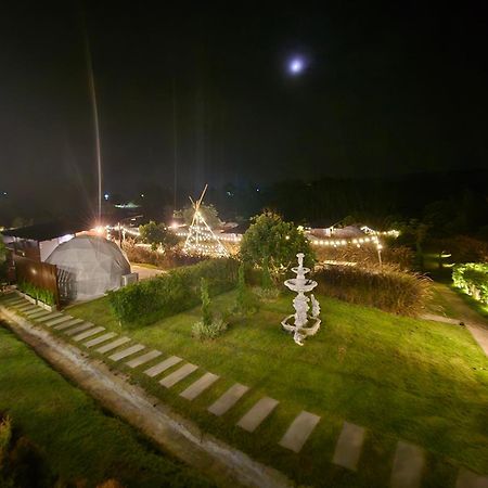 Hotel เต้นท์โดมเขาค้อ Lung Bun Camp Ban Nong Rang Chang Esterno foto